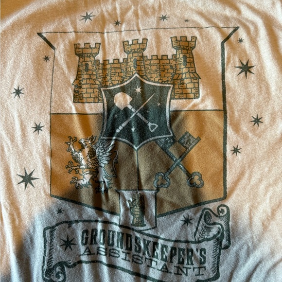 Wizarding Trunk Tee - Picture 4 of 4